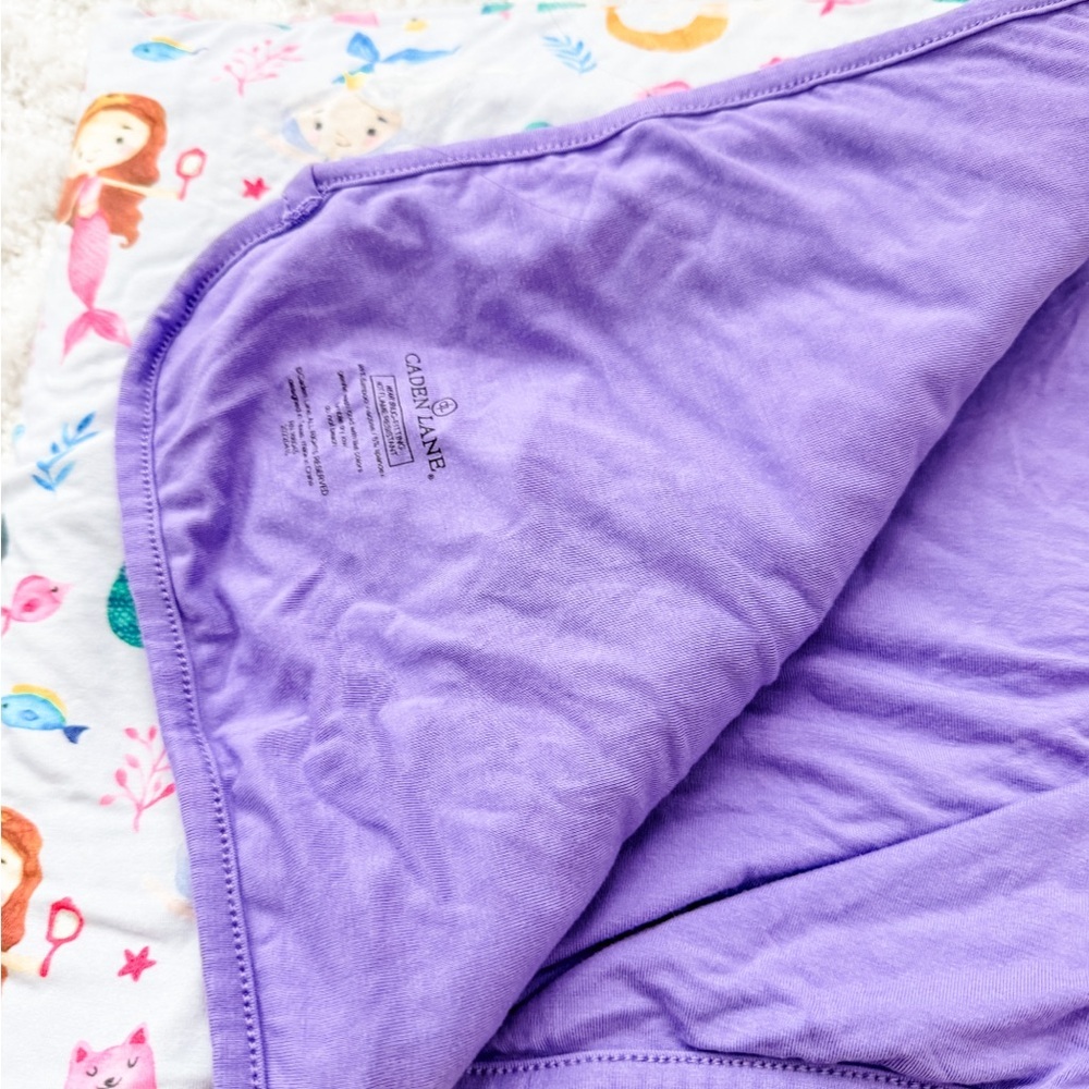 New! Caden Lane Toddler Girl’s Mermaid Bamboo Blanket - Picture 2 of 2